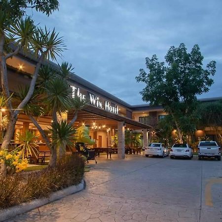 The Win Hotel Bang Saphan Exterior photo