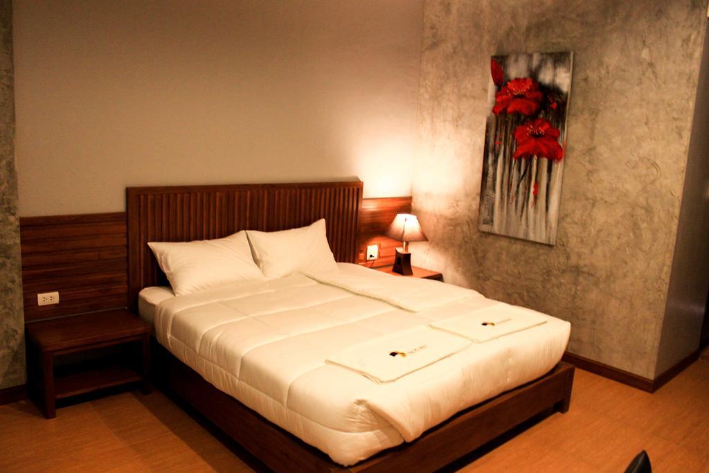 The Win Hotel Bang Saphan Room photo