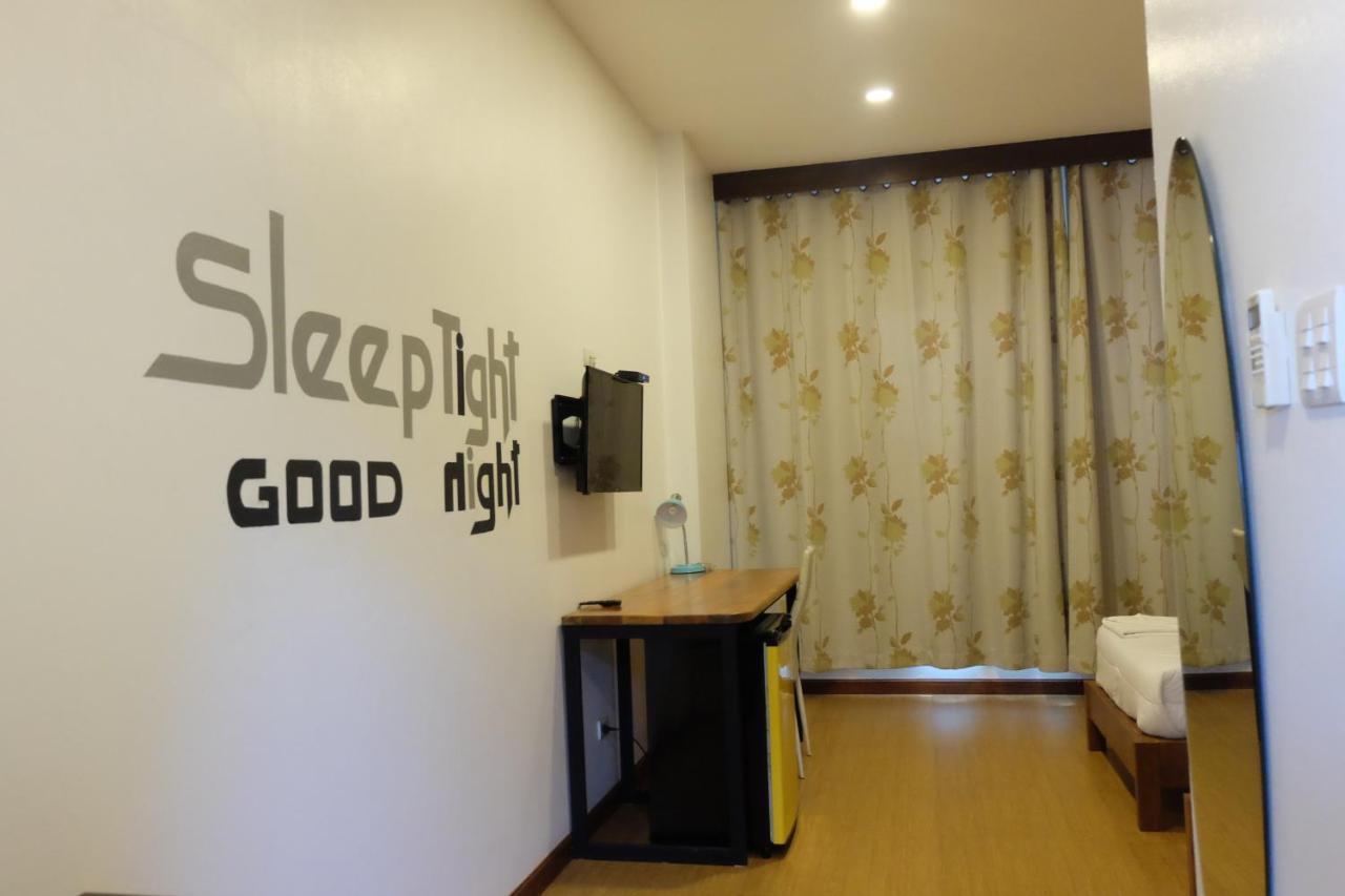 The Win Hotel Bang Saphan Exterior photo